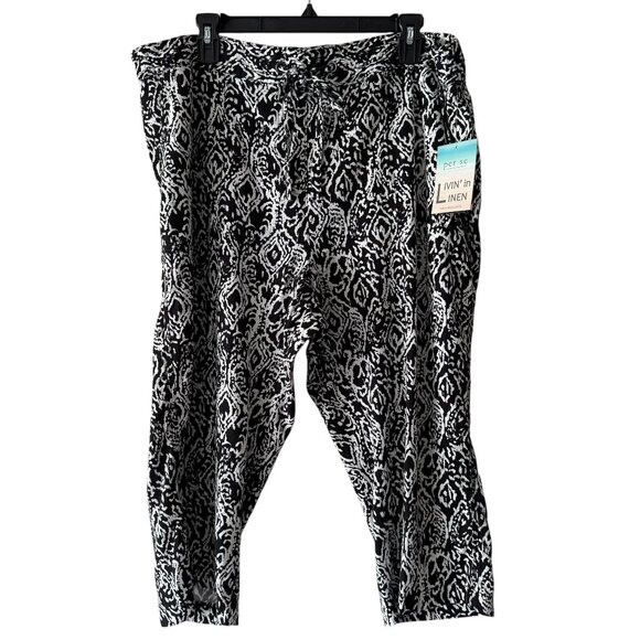 🆕 Per Se Linen Blend Ikat Pull On Capris - Picture 1 of 6